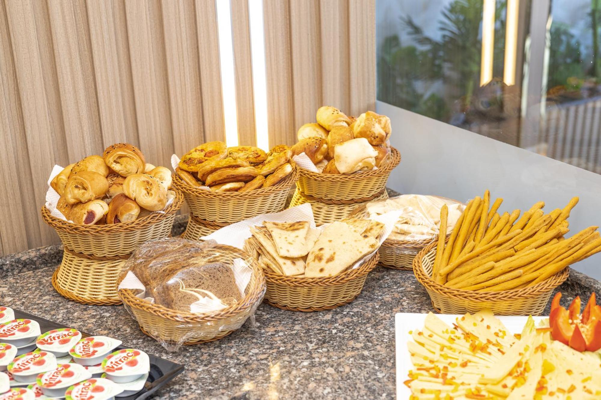 New Comfort Inn Giza Kafret el-Gabal Buitenkant foto